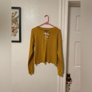 Yellow Crewneck/Top